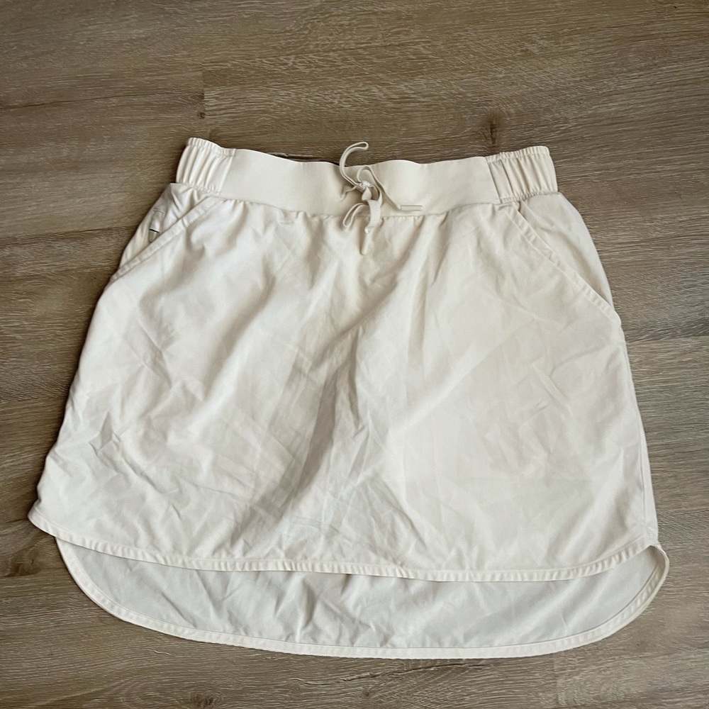 All in Motion Cream skort (like lulu)